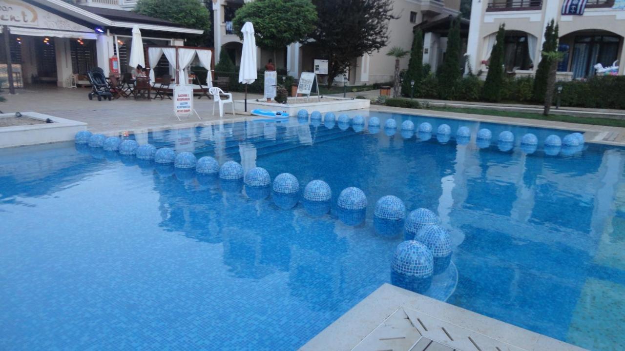 Apartment In Green Beach Resort Kavatsi ソゾポル エクステリア 写真