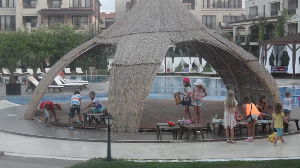 Apartment In Green Beach Resort Kavatsi ソゾポル エクステリア 写真