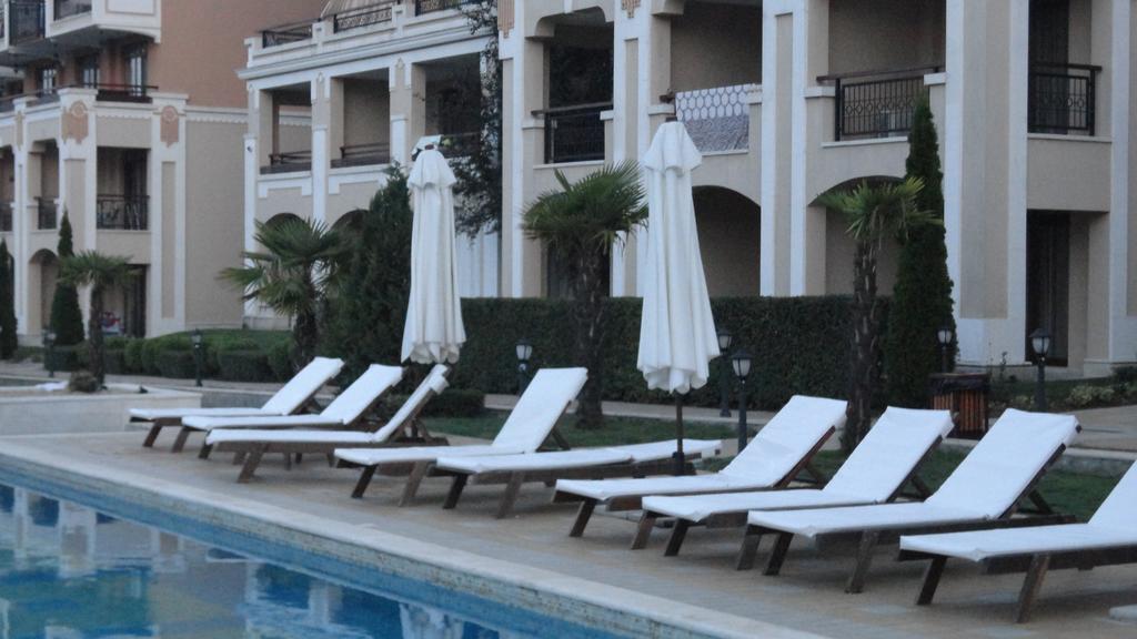 Apartment In Green Beach Resort Kavatsi ソゾポル エクステリア 写真